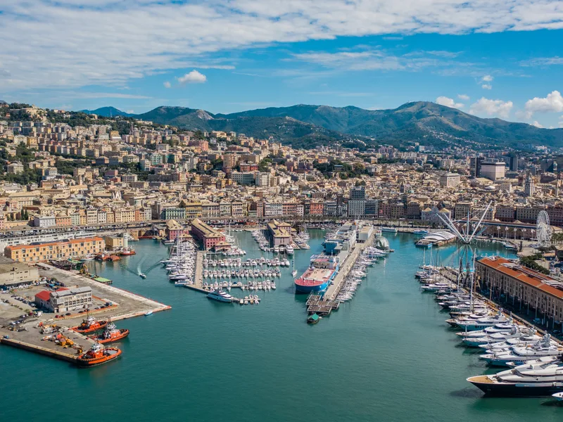 Escort a Genova