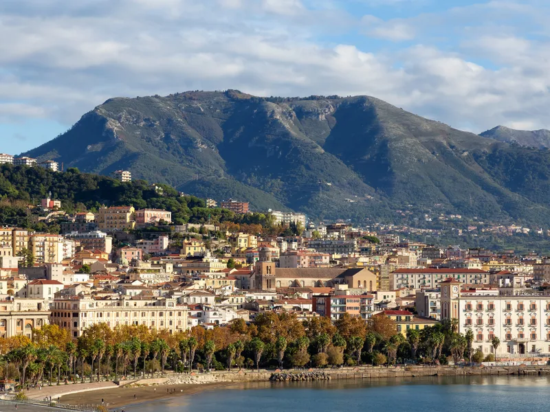 Escort a Salerno