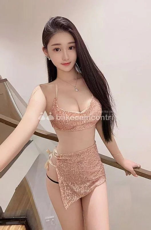 New X POCHI GIORNI ORIENTALE NEW BAMBOLINA, escort Livorno