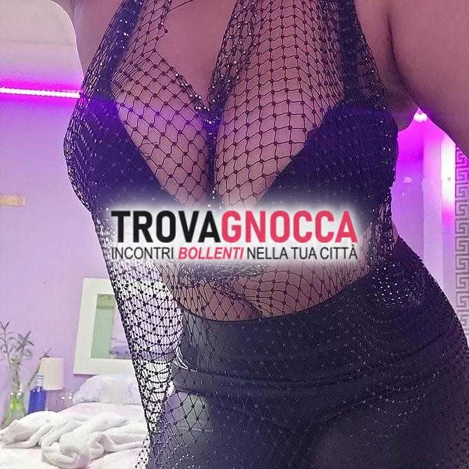 UNA VERA SENSUALE E AFFASCINANTE BAMBOLA, escort Ferrara