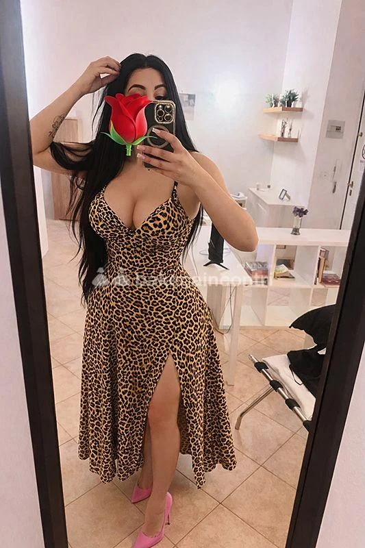 Esmeralda tutto all naturale, escort Bologna