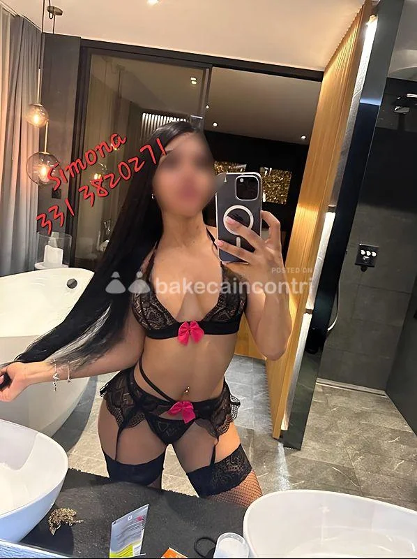 SOLO POCHI GIORNI, escort Napoli