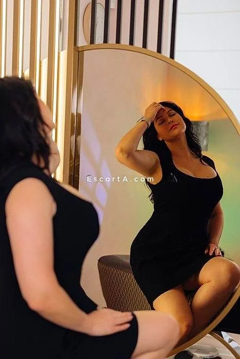 Malena, escort Salerno