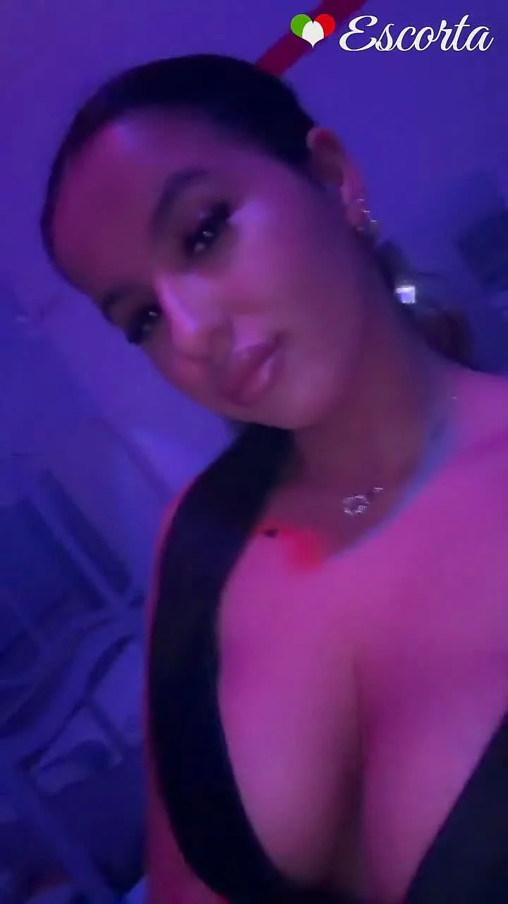 Thea, escort Bergamo