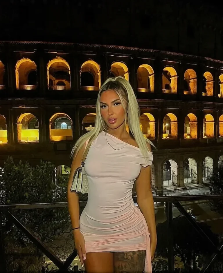Andora, escort Roma