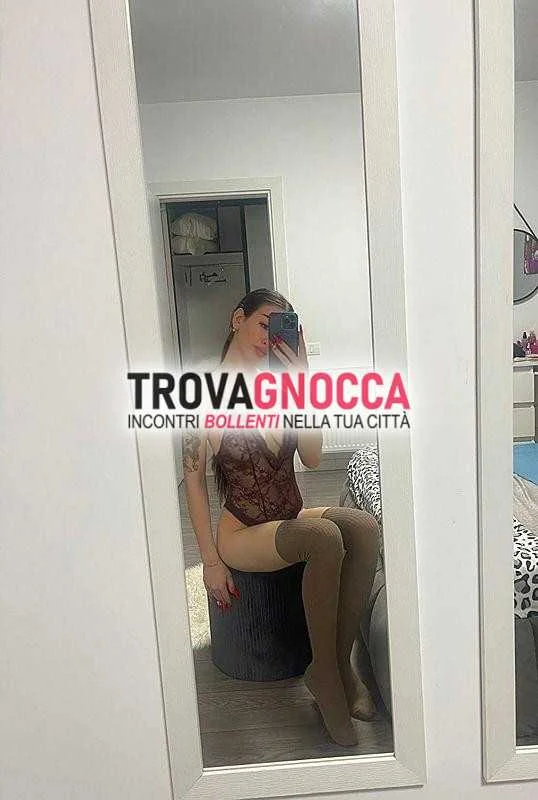Capaccio laura NOVITA' ASSOLUTA A CAPACCIO FOTO, escort Salerno