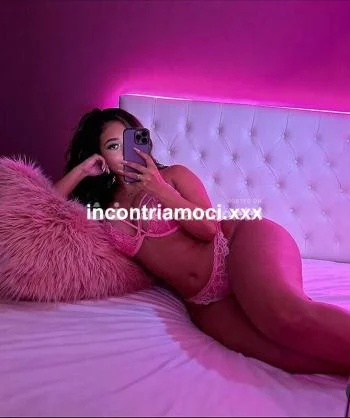MARIANA È APPENA ARRIVATA IL POMPINO PIÙ SPORCO, escort Milano