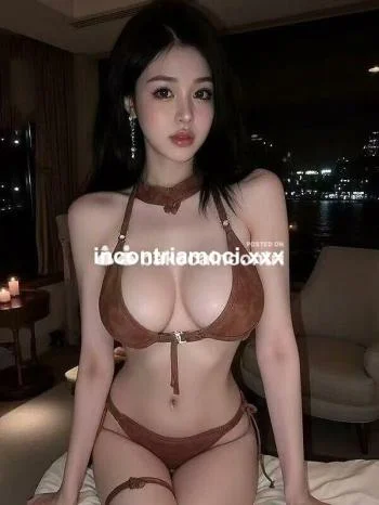 RAGAZZA ORIENTALE TROIA CALDA SCHIZZAMI IL TUO, escort Napoli