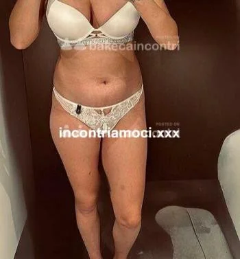 Cerco persone serie e riservate x un incontro, escort Napoli