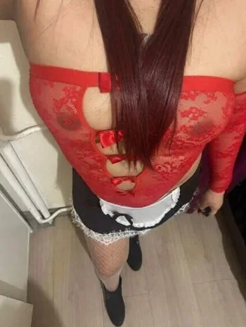 Nikol pompino naturale bacci con lingua pioggia, escort Milano