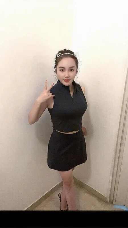 nuova ragazza sexy orientale